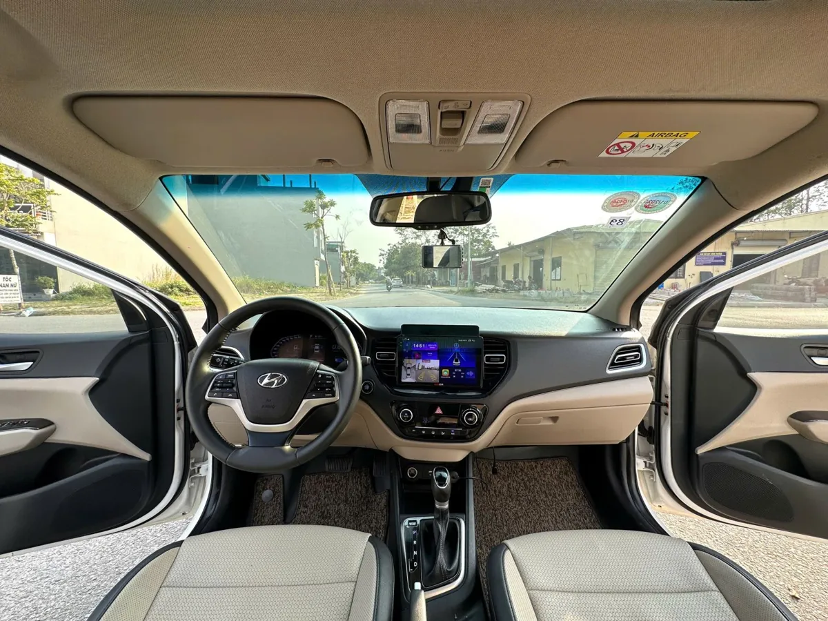 Hyundai Accent 2022 ATH · Việt Nam