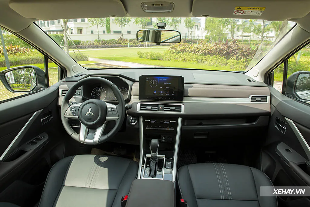 Factory cockpit reference. Mitsubishi Xpander 2022 · Việt Nam
