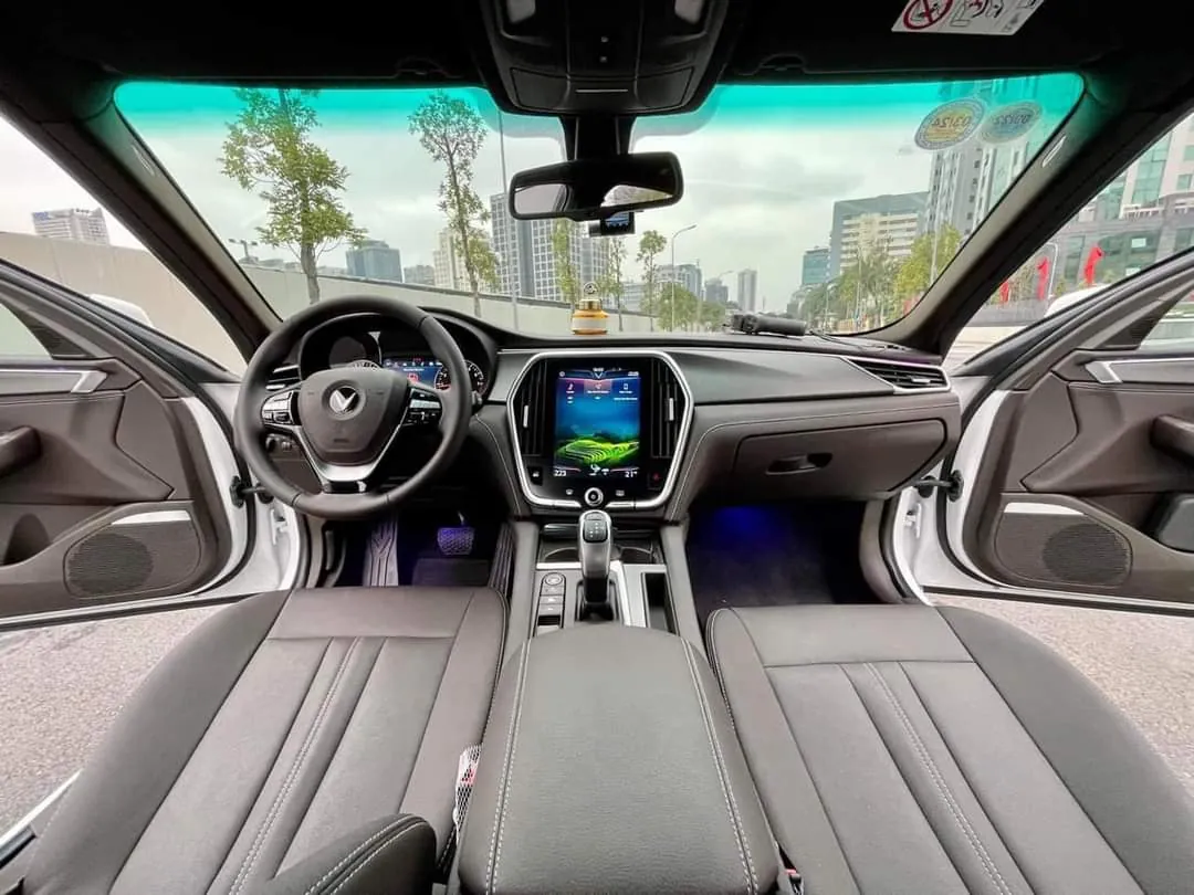 VinFast Lux A2.0 Plus 2021