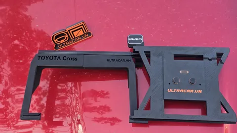 Toyota Corolla Cross 2023 · Chi tiết giá đỡ 08